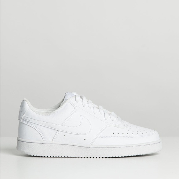 Nike  court vision sneakers, women’s sz 6.5 - Picture 1 of 10